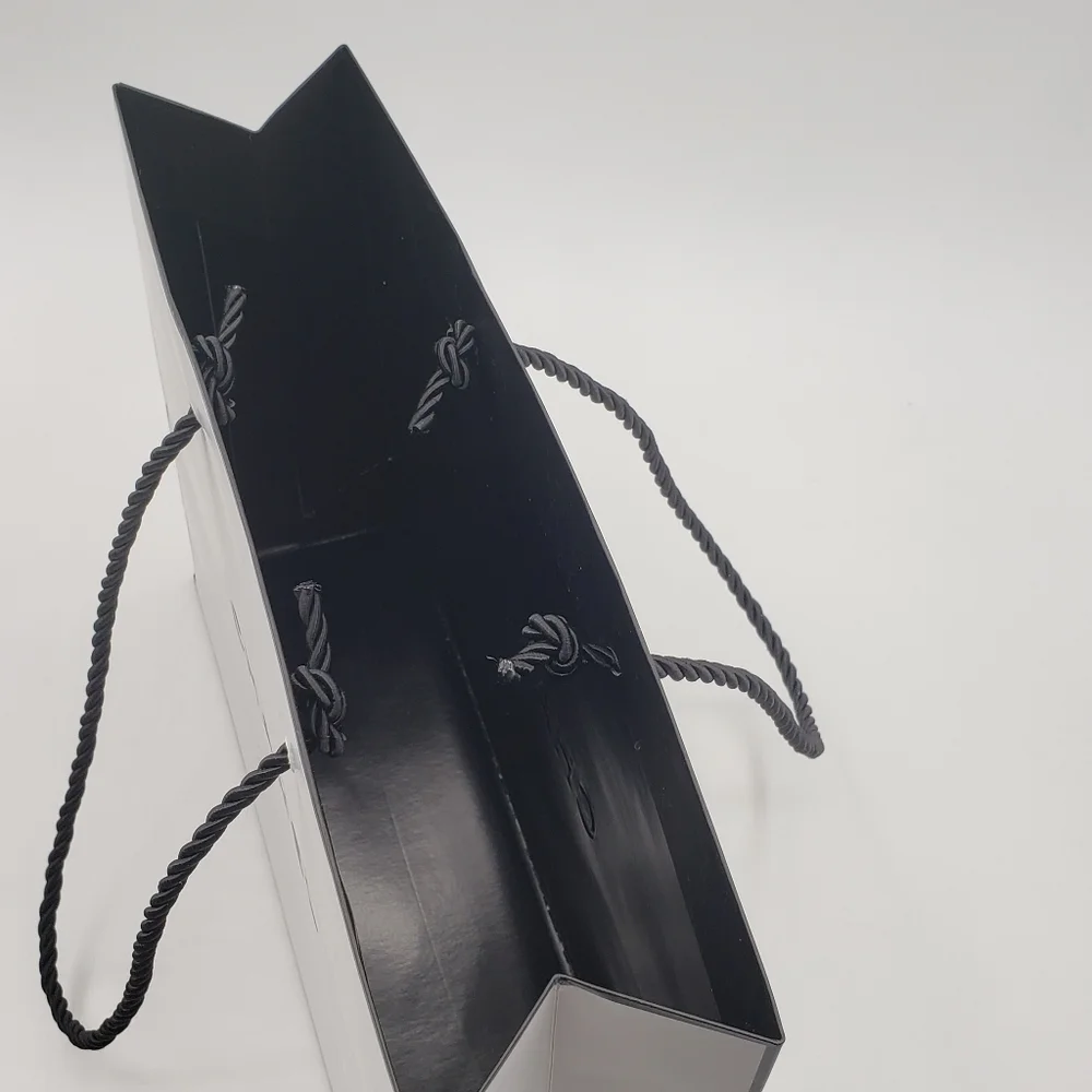 CHANEL Gift Bag